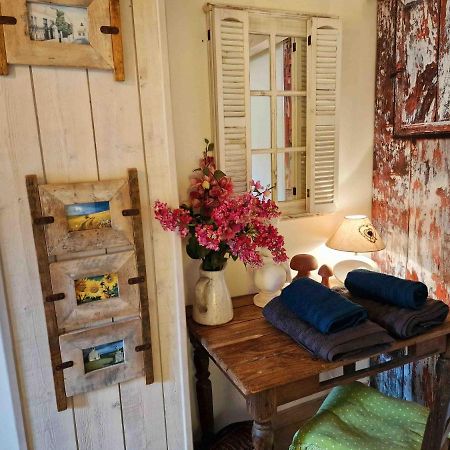 Les Pieds Dans L'Eau :Ker Anne Villa Port-Joinville Exterior photo