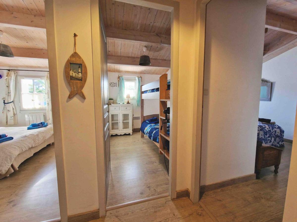 Les Pieds Dans L'Eau :Ker Anne Villa Port-Joinville Exterior photo